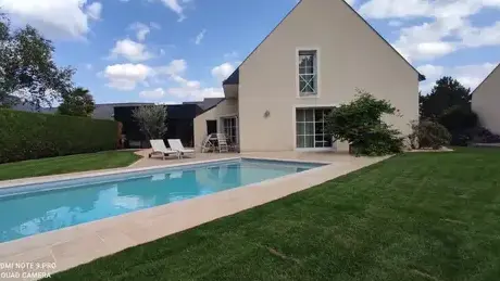 jardinier à Saint-Jean-sur-Mayenne - image 2