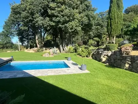 jardinier Saint-Pierre-la-Cour-1