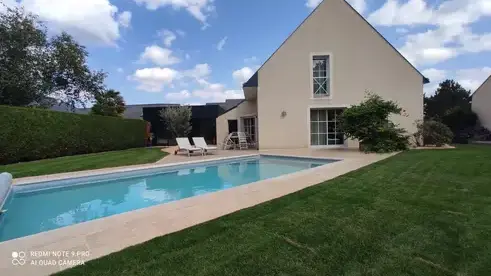 pisciniste à Saint-Jean-sur-Mayenne - image 2